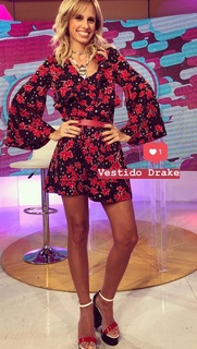 Mariana Fabbiani feet photo 12