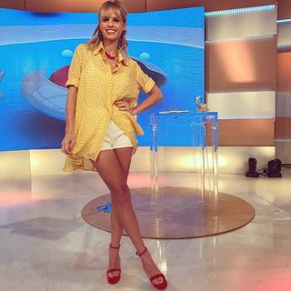 Mariana Fabbiani feet photo 19