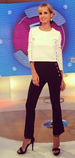 Mariana Fabbiani feet photo 3
