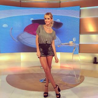 Mariana Fabbiani feet photo 8