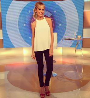 Mariana Fabbiani feet photo 14
