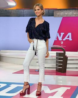 Mariana Fabbiani feet photo 5