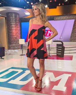 Mariana Fabbiani feet photo 20