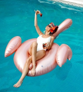 Mariana Fabbiani feet photo 15