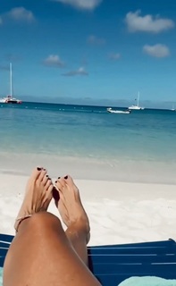 Mariana Fabbiani feet photo 16