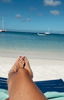 Mariana Fabbiani feet photo 15