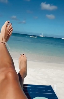 Mariana Fabbiani feet photo 8