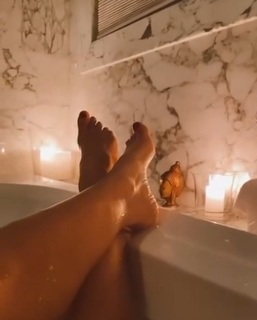 Mariana Fabbiani feet photo 7
