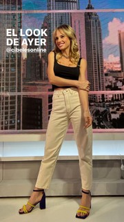 Mariana Fabbiani feet photo 16