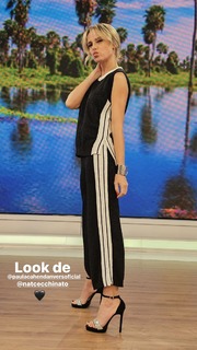 Mariana Fabbiani feet photo 13