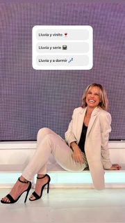 Mariana Fabbiani feet photo 17