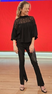 Mariana Fabbiani feet photo 7