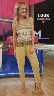 Mariana Fabbiani feet photo 11