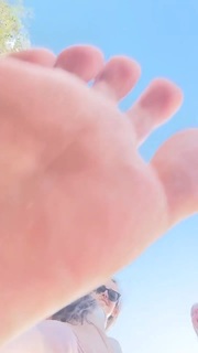 Mariana Nolasco feet photo 9