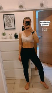 Mariana Pracharova feet photo 3