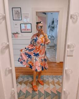 Mariana Pracharova feet photo 9