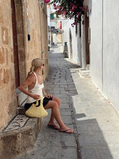 Mariana Pracharova feet photo 18