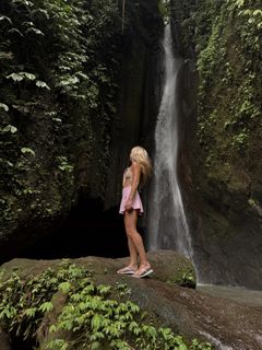 Mariana Pracharova feet photo 16