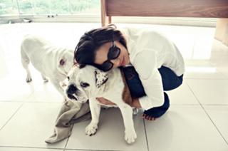 Mariana Rios feet photo thumbnail