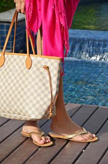 Mariana Rios feet photo thumbnail