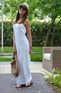 Mariana Rios feet photo thumbnail