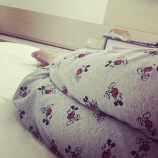 Mariana Rios feet photo thumbnail