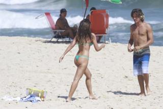 Mariana Rios feet photo thumbnail