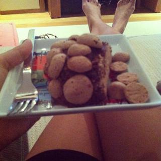 Mariana Rios feet photo thumbnail