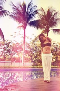 Mariana Rios feet photo thumbnail