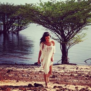 Mariana Rios feet photo thumbnail