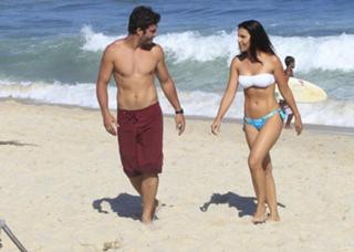 Mariana Rios feet photo thumbnail