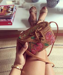 Mariana Rios feet photo thumbnail