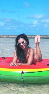 Mariana Rios feet photo thumbnail