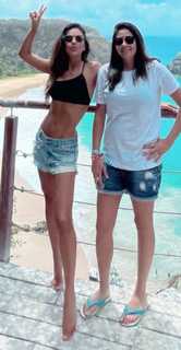 Mariana Rios feet photo thumbnail