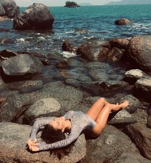 Mariana Rios feet photo thumbnail