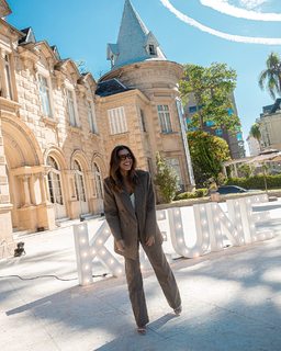 Mariana Rios feet photo thumbnail