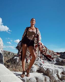 Mariana Rodríguez feet photo 11