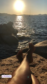 Mariana Rodríguez feet photo 10