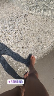 Mariana Rodríguez feet photo 9
