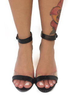 Mariana Sampaio feet photo 10