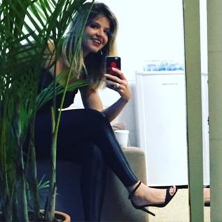 Mariana Santos feet photo 18