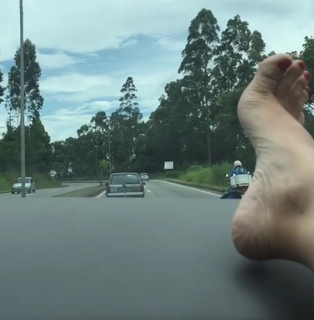 Mariana Santos feet photo 10