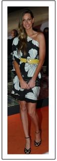 Mariana Weickert feet photo 8