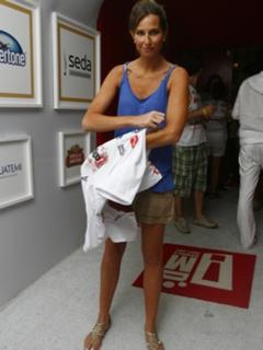 Mariana Weickert feet photo 12