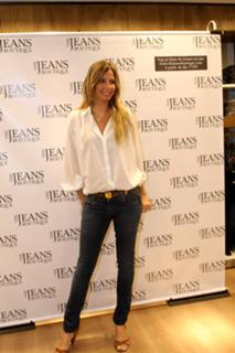 Mariana Weickert feet photo 20