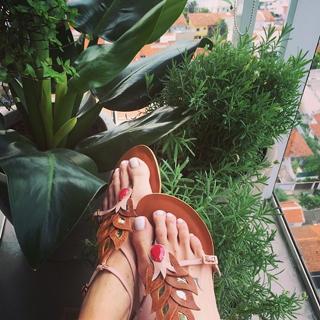 Mariana Weickert feet photo 10