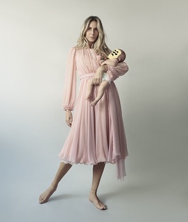 Mariana Weickert feet photo 12