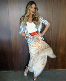 Mariana Weickert feet photo 12