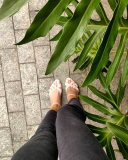 Mariana Weickert feet photo 5
