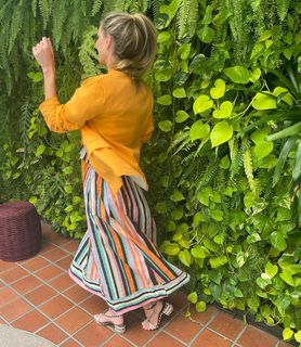 Mariana Weickert feet photo 3